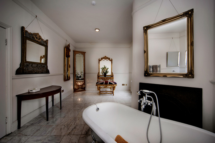 Judge Wright Suite - Luxurious Stay | Demirbasa Limited Stone Court Hous gallery image 8